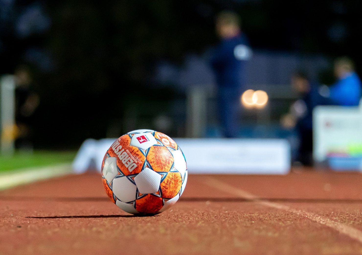 picselweb-football-6994606_1920